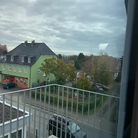 Moderne 3 Zwg Mit Suedbalkon In Seenaehe *