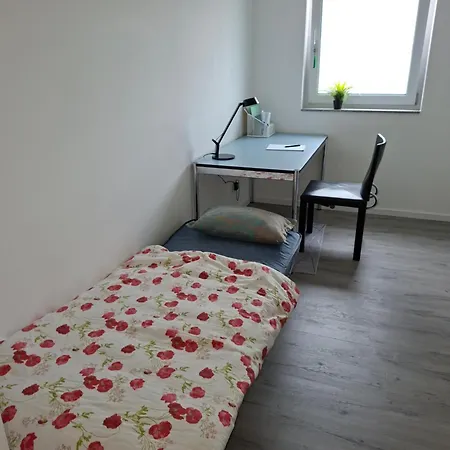 Moderne 3 Zwg Mit Suedbalkon In Seenaehe