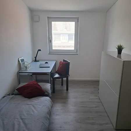 Moderne 3 Zwg Mit Suedbalkon In Seenaehe Apartment