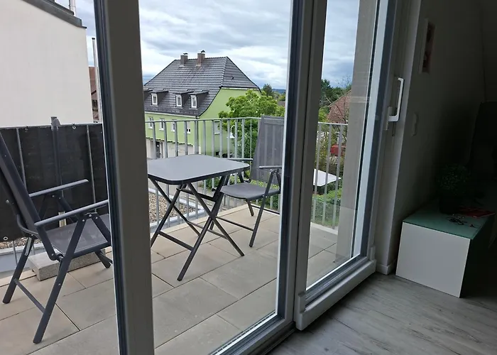 Moderne 3 Zwg Mit Suedbalkon In Seenaehe קונסטנץ