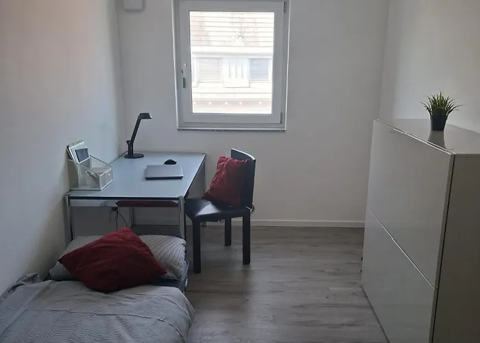 Moderne 3 Zwg Mit Suedbalkon In Seenaehe דירה